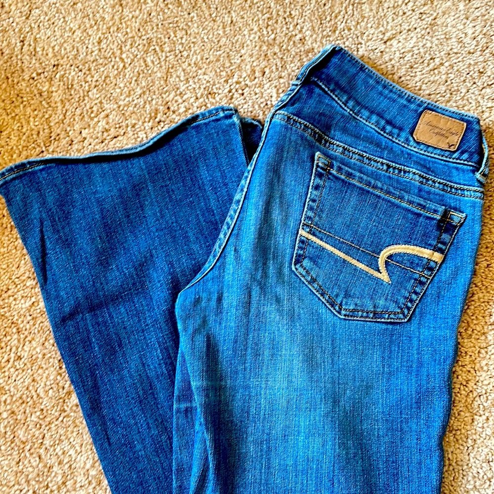 American eagle artist flares